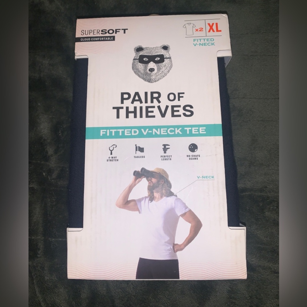 PAIR OF THIEVES FITTED V-NECK TEES